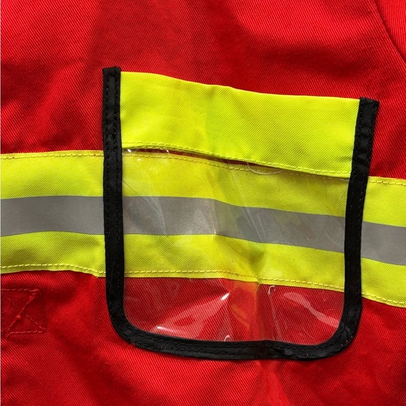 Melissa & Doug Boy’s Red Firefighter Jacket for 5-6 year olds - Picture 3 of 14